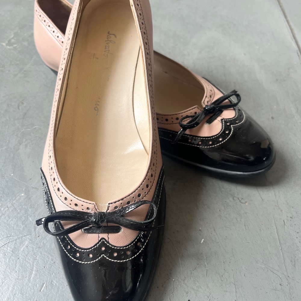 Salvatore Ferragamo Black and Pink Ballet Flats